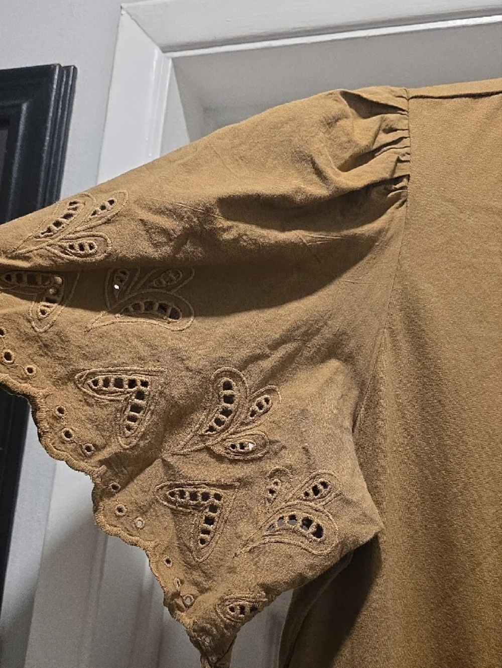 GAP Tan Tiered Eyelet Dress - Picture 3 of 4